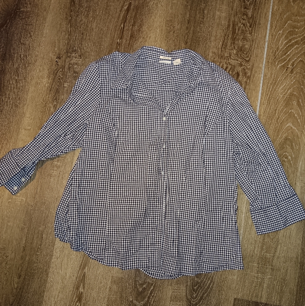 St. Jhon's Bay Button Shirt